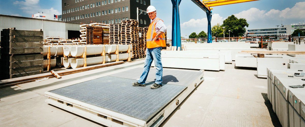 inhabitat's tweet image. The world&apos;s first solar roadways in the Netherlands are doing better than expected: bit.ly/1QJPNme