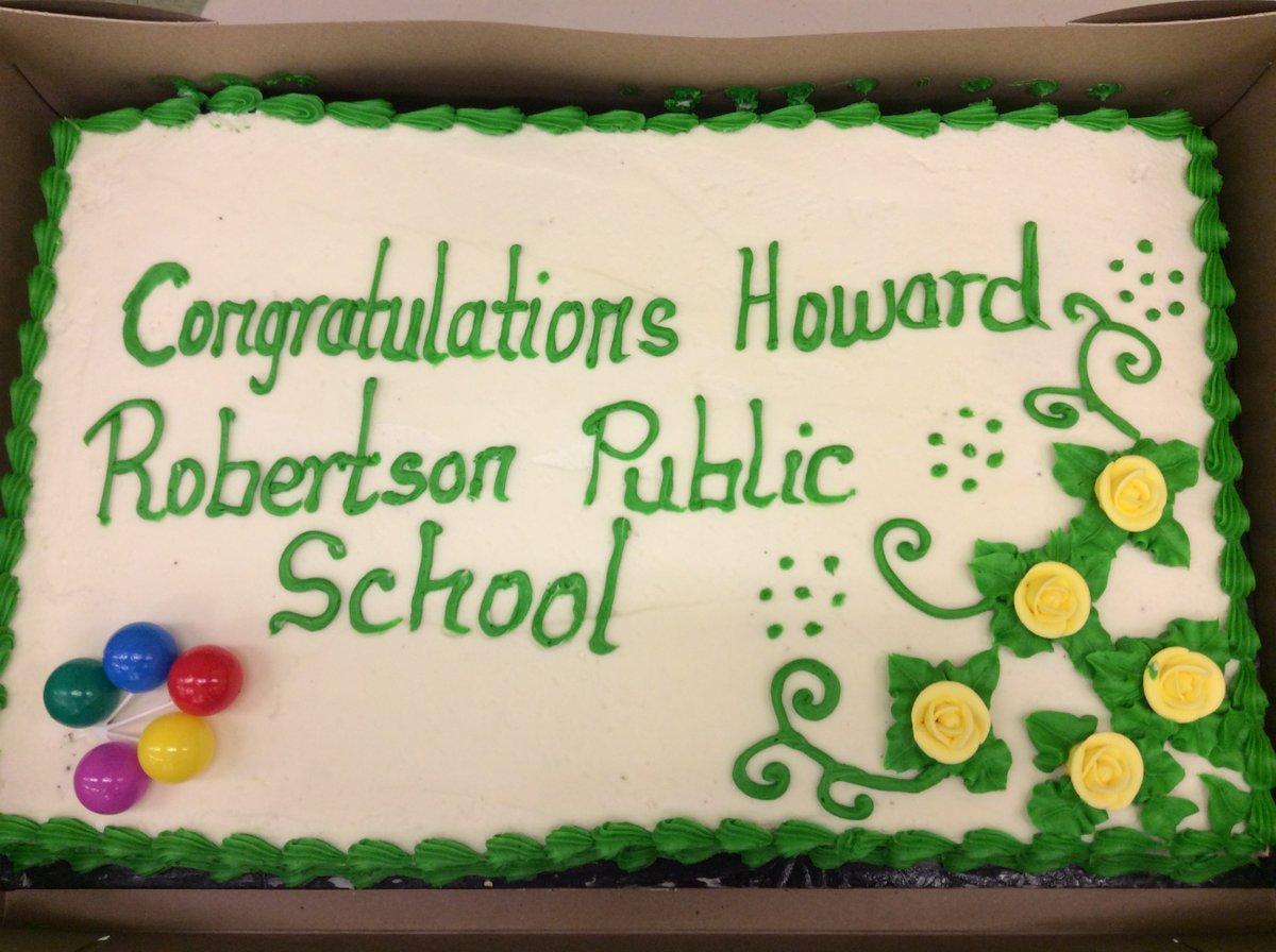 #SchoolOfTheDay: The <a href="/howwrdsb/">Howard Robertson PS</a> library is ready for big book boom: bit.ly/1OOBGwD Thanks <a href="/chaptersindigo/">Indigo</a>!