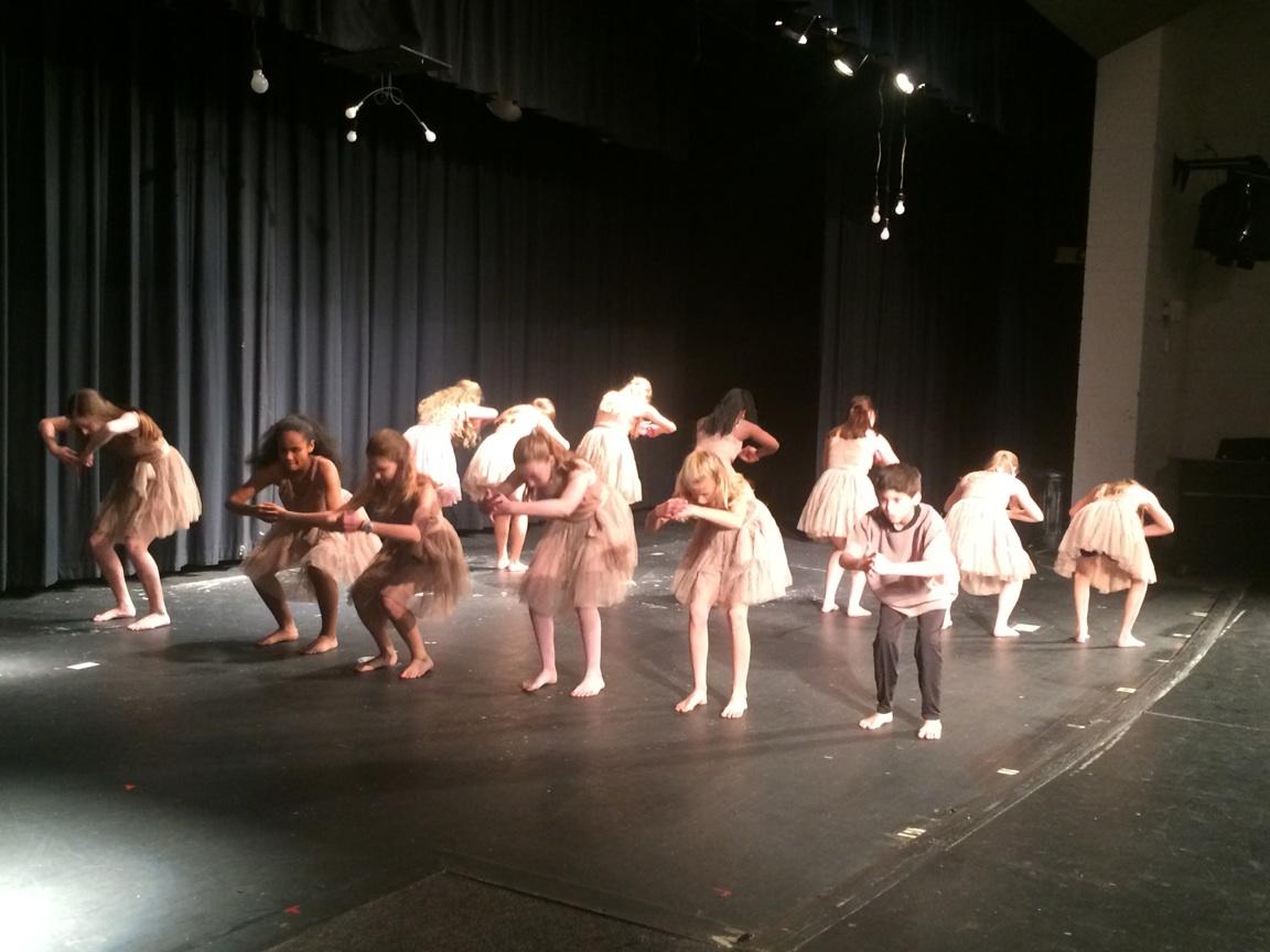 DosesofDula's tweet photo. Dance Company welcomes families to Ligon! #Makeusyourchoice https://t.co/69A0HutDW8