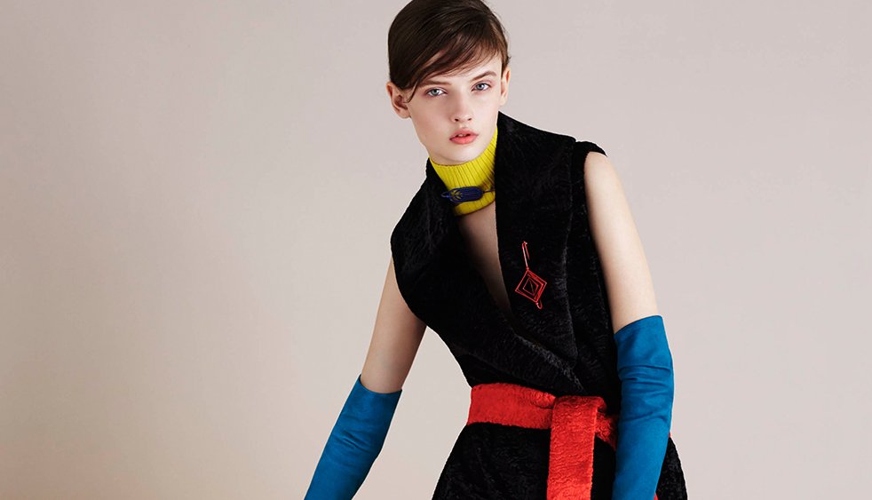 VogueFrance's tweet image. Ambiance électrique pour la nouvelle collection hiver 2016 de @msgm_ à découvrir en vidéo voguefr.fr/1kClEt9