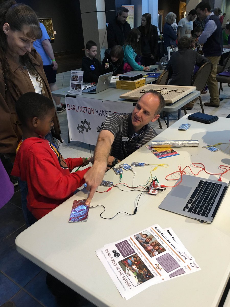 DarlingtonTiger's tweet photo. GALLERY: Discovery Day at @TellusMuseum https://t.co/hA3H92wSVW #STEAM #technologyintegration @DarBots4100 https://t.co/qHwkZUoxS5