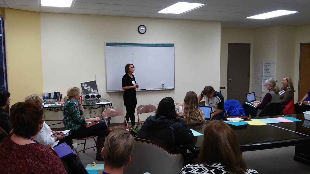 umccmforum's tweet photo. Off and running with some pre-cons. Great session with Leanne Hadley on Children's Spirituality. #cmforum2015 https://t.co/pXsMmsCcmO
