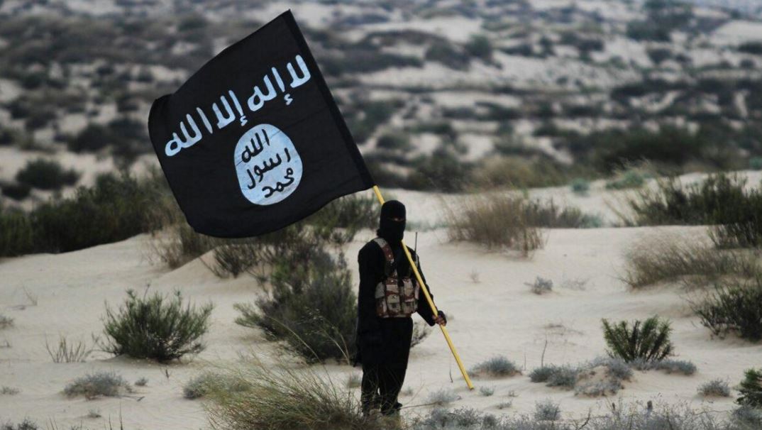 Conflicts's tweet photo. Why Is ISIS So Bad At Defense?
By @MJ_Cruickshank
https://t.co/9nUpnD181b https://t.co/DJj9Vv5YfA