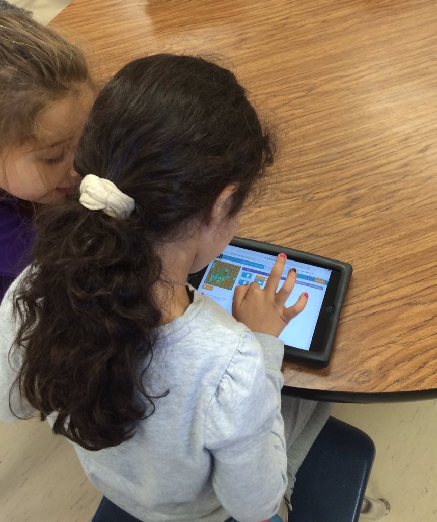 egibsonteach's tweet photo. Our first day of coding #miniprogrammers @TDSB_DunlacePS https://t.co/SY2t8uWp3l