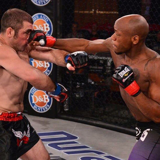 BellatorMMA's tweet photo. That moment when you realize why @RickyRaineyMMA's nickname is "The Sniper"! | #Bellator146 live on @spike 9/8c https://t.co/4ibYkNFTdl