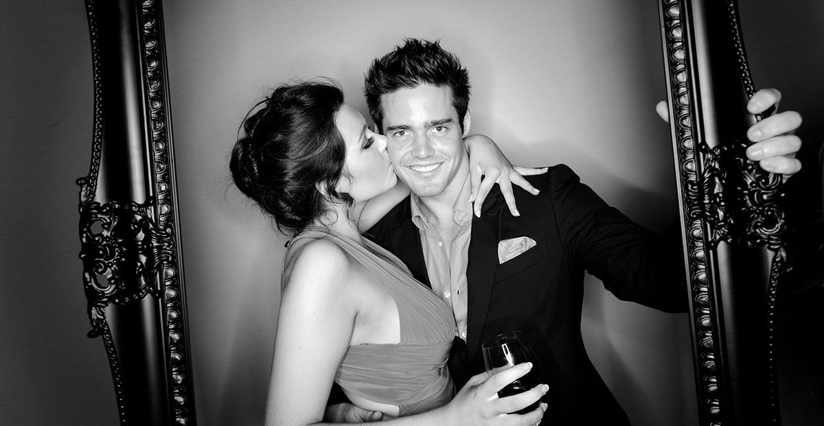 danielkilloran's tweet image. FREE SOCIAL MEDIA PROFILE PIC - OPEN DAY EVENT THU 19th NOV. 16:30-19:30 Drinks &amp;amp; Nibbles WIN 30"x20" Photo Block