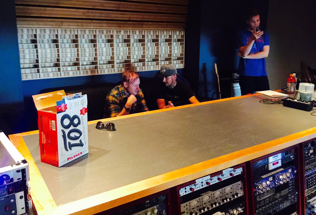 bassmintpros's tweet image. FIYAH! @bassmintpros and @dirtytraxx in Counterpoint Studio.