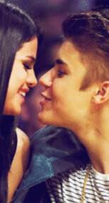 Zaara_Batool's tweet photo. I can assume my cheeks in between their lips...BWTH I couldn't do any thing else NAMEAN! https://t.co/QH2IjZzGZ8