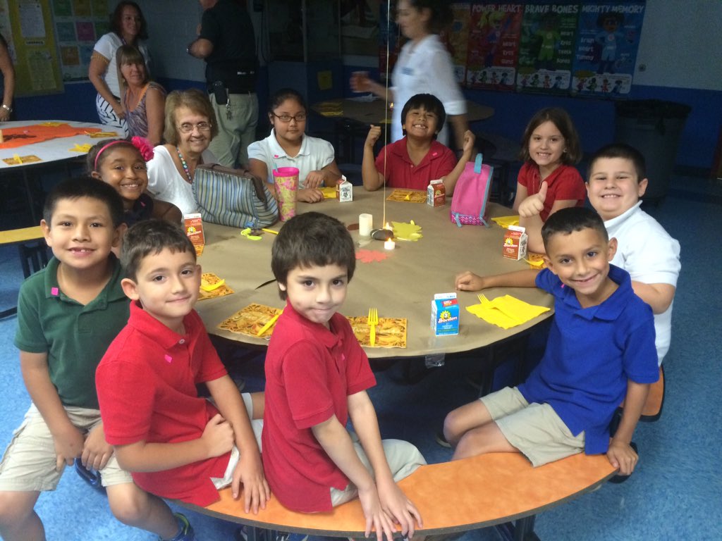 NPESharks's tweet photo. Enjoying our Thanksgiving Banquet! @collierschools #NPEProud https://t.co/oasgwDp5r7