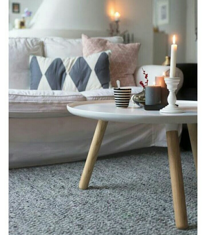 vs_studioversus's tweet photo. Una tazza di tè e delle candele:piccoli gesti per "scaldare" la #casa
#easydecor #homestaging #design #StudioVersus https://t.co/GBkSxKAJAM