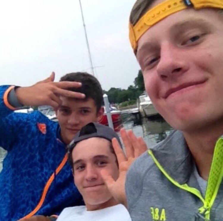 luke_wiskes33's tweet image. Happy birthday big guy @samsnyd007 !!!! Boat this years about to sweet #hookshot ❄️💦👐🏿🔥