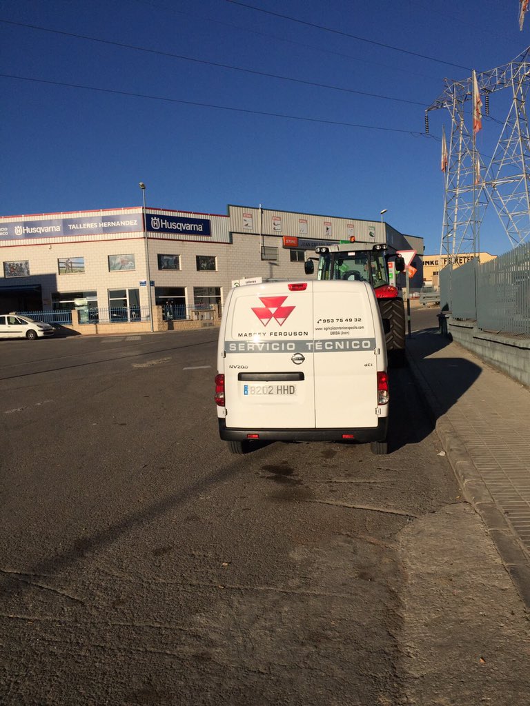 antonio_exp's tweet photo. Agrícola Antonio exposito os presenta la nueva adquisición de esta furgoneta para reforzar nuestro servicio técnico https://t.co/DmLfja4EIr