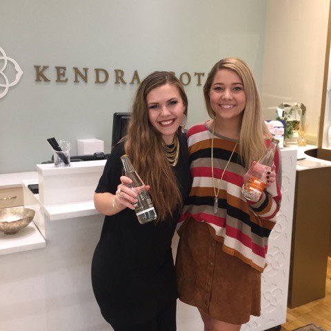 DRYSoda's tweet photo. We think Vanilla Bean and Blood Orange DRY fit in perfectly at @KendraScott :) #DRYSparkling #DRYDrop #Dallas https://t.co/H1TrzmGGcL