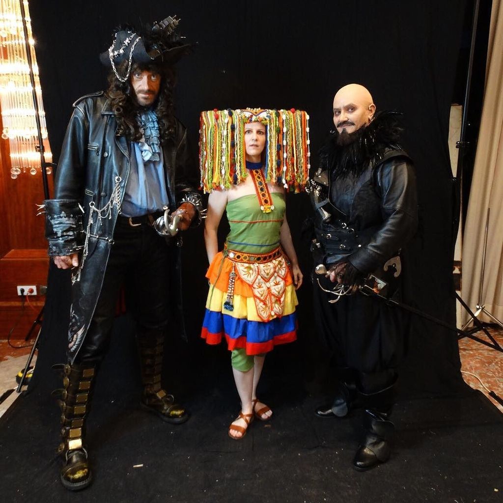comromco's tweet photo. To finish this #Ringcon2015 week in style, look at those amazing #Cosplayers, all dressed โฆ https://t.co/JxWwG6ss0k https://t.co/56YGrrl0kc