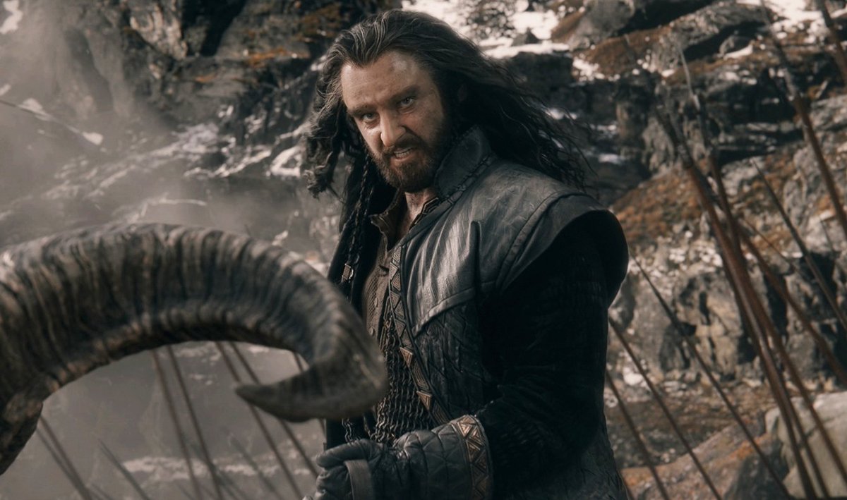 TheHobbitMovie's tweet image. Raise a pint! #TheHobbit #ExtendedEdition Trilogy is available on Blu-ray™ today! gwi.io/sols7m