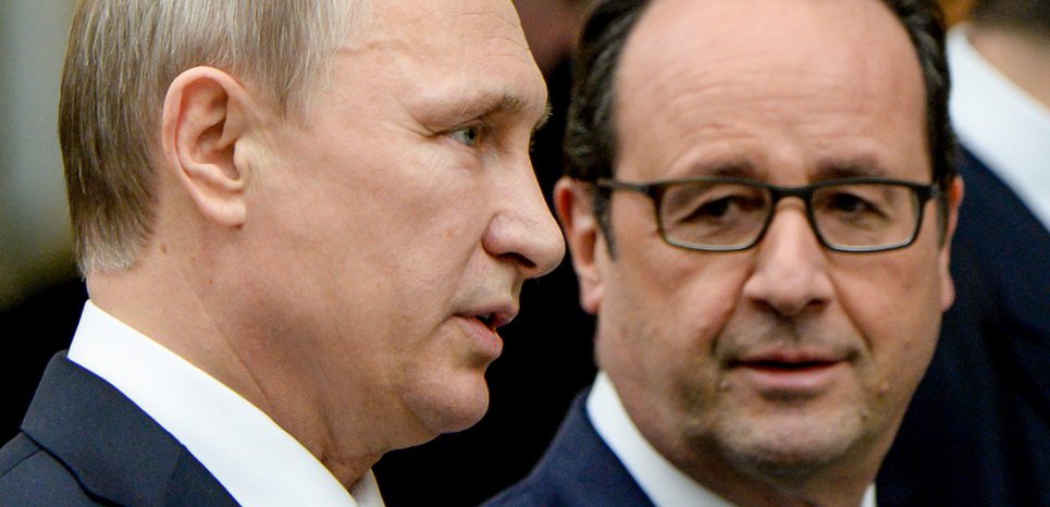 Le_NouvelObs's tweet photo. Après les attentats de Paris, vers une alliance avec Poutine ? > https://t.co/ZHwx1pLj0e https://t.co/9KFTis9BGi