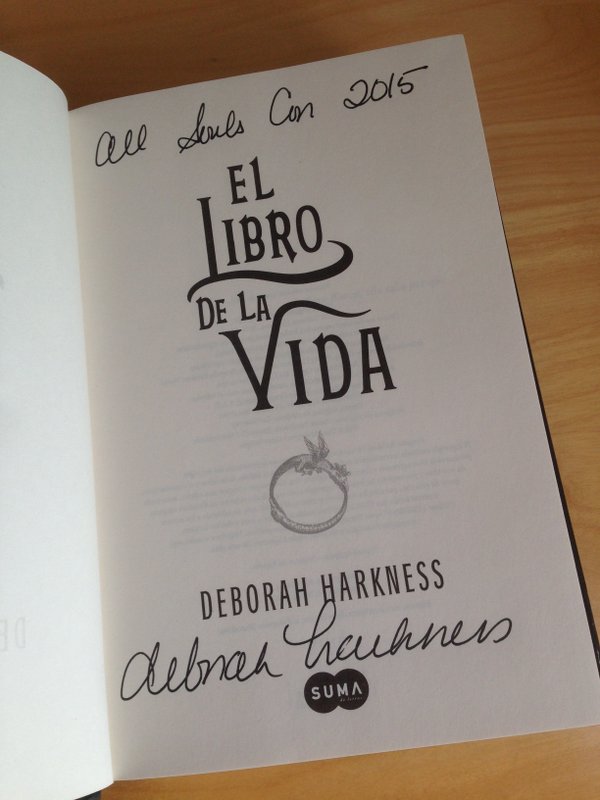 AllSoulsCon's tweet photo. Signed #TheBookOfLife in Spanish, and #ShadowOfNight in Rumanian NOW on eBay! https://t.co/g05Qdn6LEq https://t.co/DJUqlwNGOU