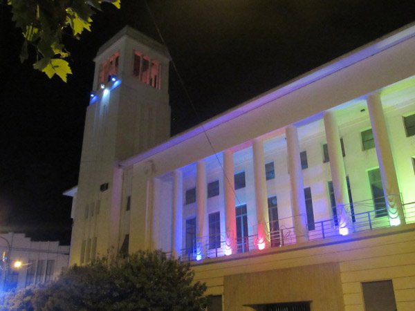 bit.ly/1lt7g6K Conoce la espectacular "noche de las luces" <a href="/decoralis_blog/">Decoralis</a> <a href="/PodemosArqyUrb/">PODEMOS ARQUITECTURA</a> <a href="/arqyart/">arq&art</a>