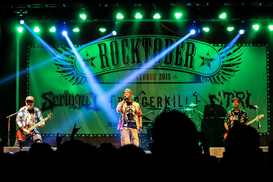 RollingStoneINA's tweet photo. Live Review: @burgerkill, @Seringai, @NTRL_official di Konser @rocktoberID https://t.co/56OGcuUQEs
#ROCKTOBERID https://t.co/4veXax5bYu