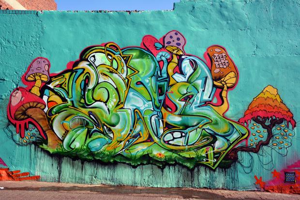 Butan_Official's tweet photo. Wall by Solo One, Zesta, Love, Rekso on Cnr. Jules &amp; Auret | #TaggedUpTuesday via 5th annual City Of Gold fest https://t.co/aglbcxQmJn