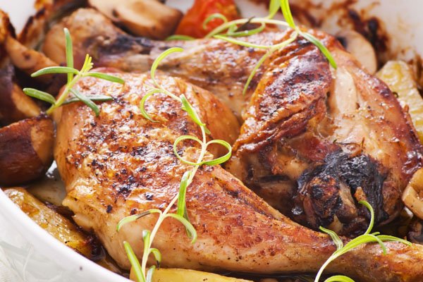 Monptiplat's tweet photo. Cette recette s'accompagne très bien de tagliatelles. Poulet au Riesling Alsacien => https://t.co/pa1J6Nf8UQ https://t.co/SNpBmTr7fd