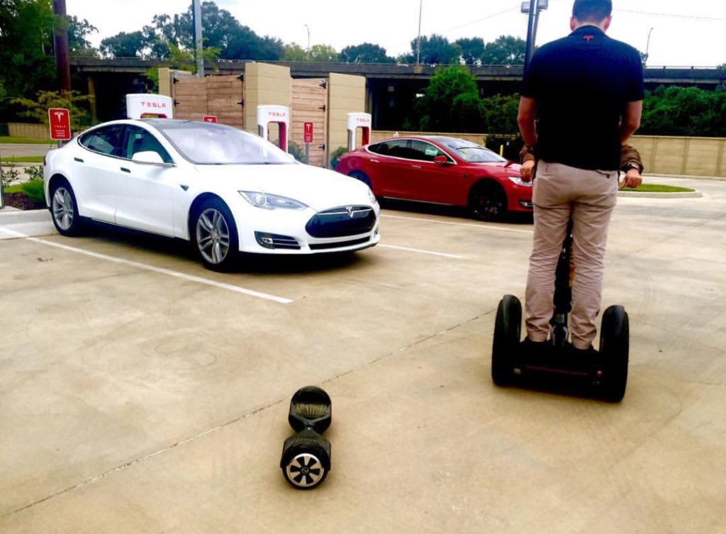 sales_mobility's tweet photo. Oh hey guys! Just another normal day hanging out with our TESLA friends!! https://t.co/EXr6sBHDJs