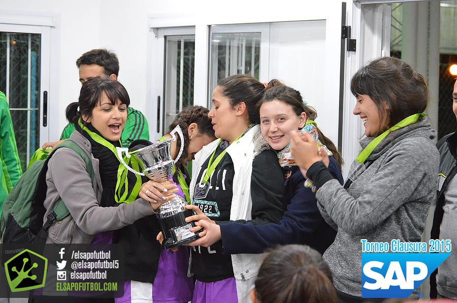 PaoDeBonis's tweet photo. En esta #FIESTASAP2015 quiero volver a celebrar nuestra victoria en el campeonato de Fútbol!! Vamos #LasPibas ! https://t.co/ivN3IWOkdF