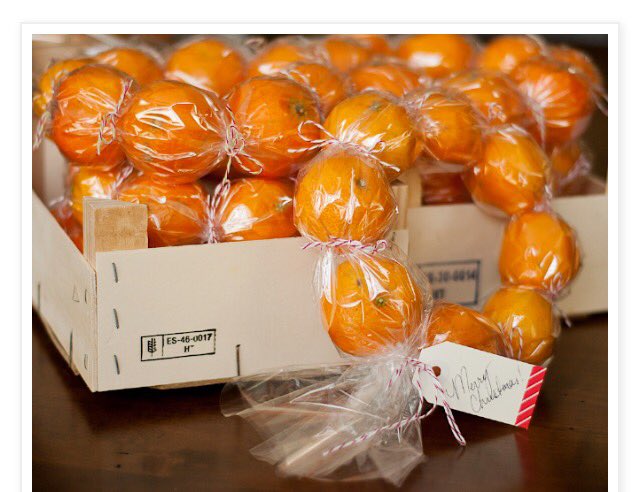 organiquebasket's tweet photo. Give the gift of #realfood this #Christmas  #Canada #organic #healthyliving #Toronto #holiday  #BloorStreet https://t.co/K09SU1s36k