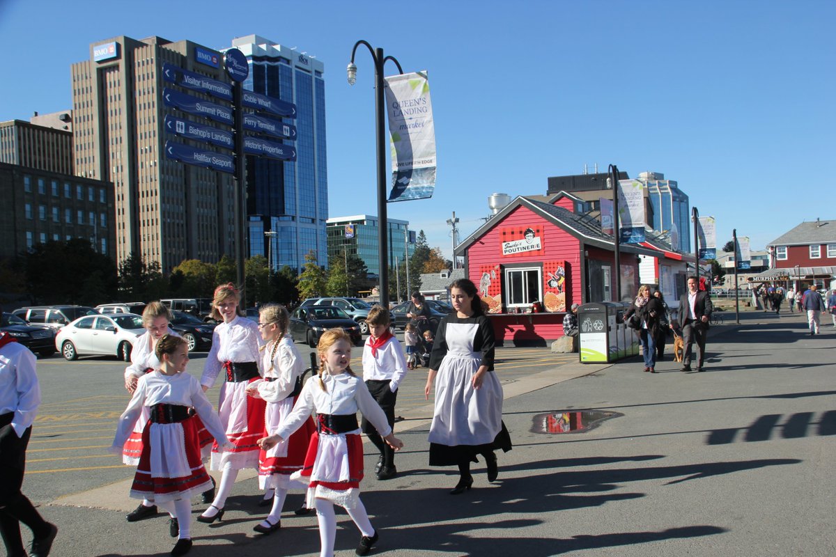 broadwayhfx's tweet photo. #SoundofMusicHFX is here! It's not too late for you to get your tickets. https://t.co/XUPPkIPezV @My_Waterfront https://t.co/abNKnOaYl6