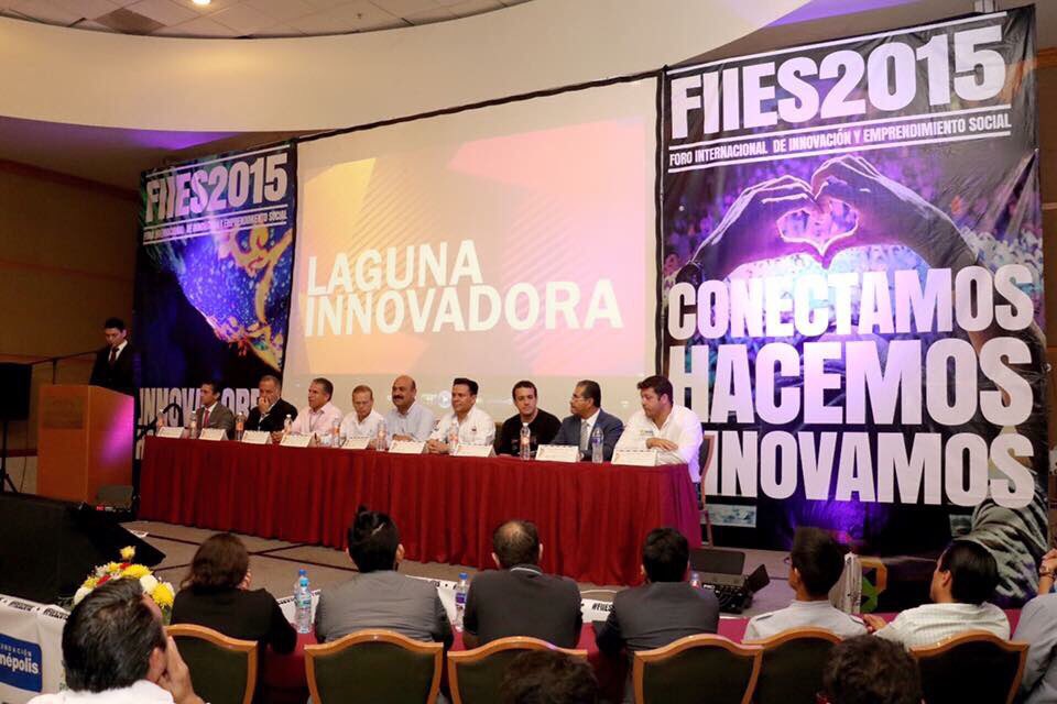 desarrolloectrn's tweet photo. Todo un éxito el #FIIES2015 gracias #Torreó cuna de emprendedores @mrikelme @RussekJaime https://t.co/rS0AqlNWC3