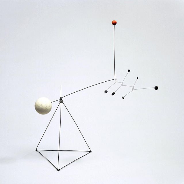 Jonathan Saunders tweet media