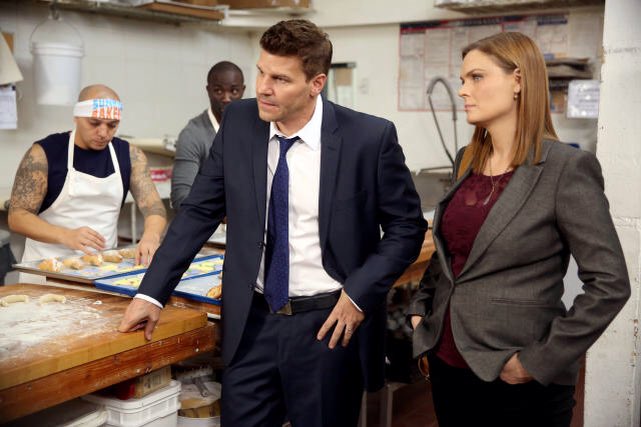 KKlepsch's tweet photo. #bonesgermany #bones ..Aubrey hΓ₯tte alles aufgegessen ...πππππ https://t.co/EHpJJCCx8x