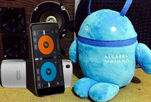 alcatelmobilePY's tweet photo. ¡#AndyAndroid ya es todo un DJ con su nuevo #AOT #Idol3 y #JBL! Seguí sus aventuras acá:https://t.co/EgbTNHn0QX https://t.co/LQBHHRBWRZ