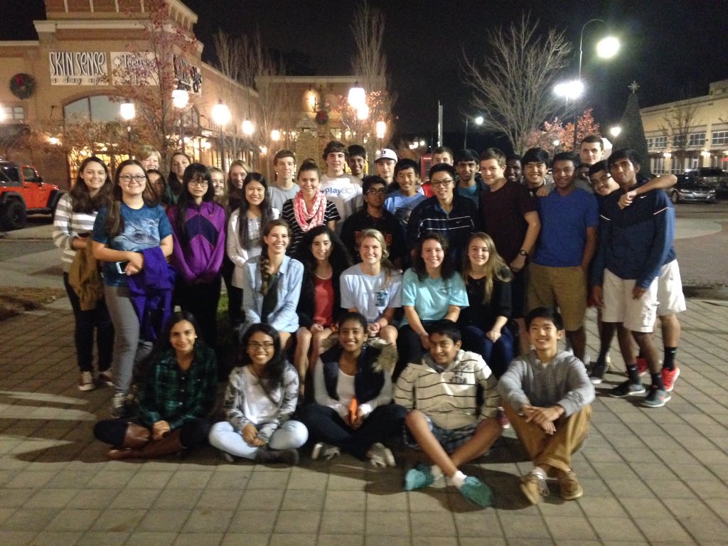 ApexKeyClub's tweet image. Pictures from our sophomore outing!