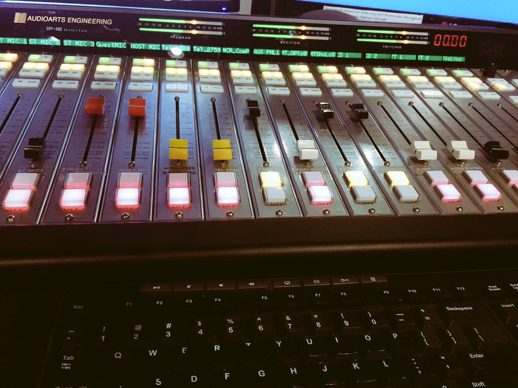 PlaylistsEmma's tweet photo. Back on the airwaves today, tune in at 93.1fm or https://t.co/78ZtCJMoZ5! https://t.co/V0sqOopQru