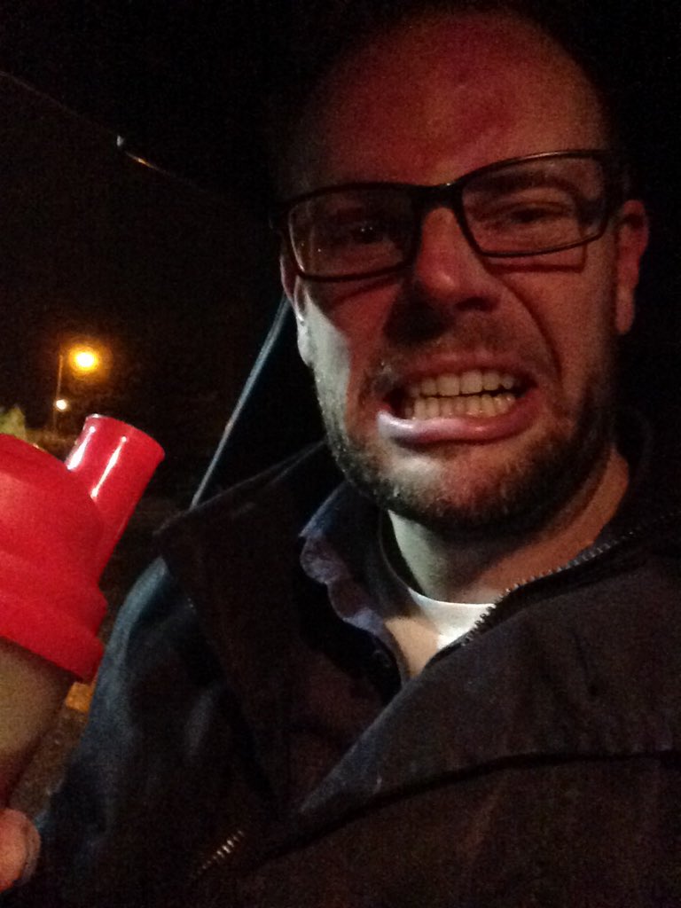 DavidCCraig's tweet photo. @alexcrockford Post gym @ReflexNutrition #vegan shake - acquired taste! #HIIT #Circuits #shoulders #weightedabs https://t.co/8IztwMFtDR
