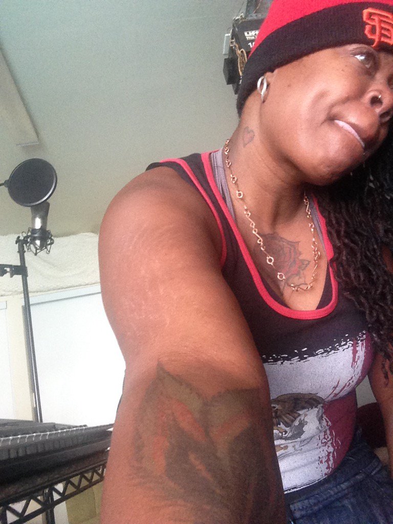 KokeBoogotti's tweet photo. Love me #BlackIndieend #SobekFilms #DisPell #ArtIsLife #isisMusicInc #TP sound studio #Independiente RT https://t.co/bakKzyOavS