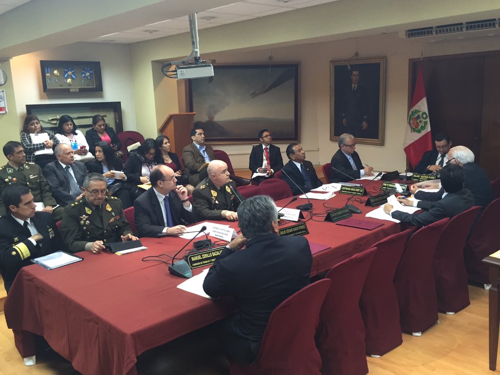 RoloReategui's tweet photo. Inició sesión de @CTTS2014. Los primeros invitados son el viceministro de @MindefPeru y cmdte general @EjercitoPeru https://t.co/YUVbPWxoiF