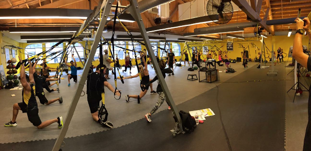 TRXtraining's tweet photo. Here's our 4-week Winter Workout program to help you stay fit through the holidays https://t.co/arUtBXvny7 #TRX https://t.co/d5D3cthQzB