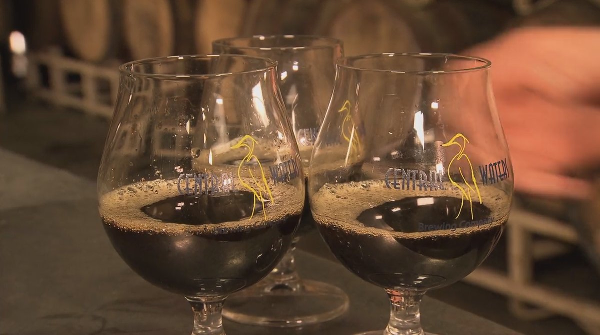 .@CWBrewing bourbon barrel cherry stout ='s chocolate covered cherry in a glass-cheers! bit.ly/1EeRrl8