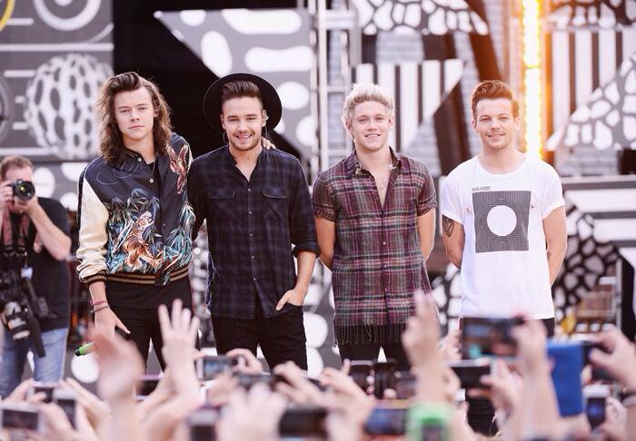 Carol_furtadex's tweet photo. Orgulho deste fandom! Mas mais que tudo orgulho das directioners portuguesas! 😘😘  #1DPT https://t.co/9bdxpKVKGW