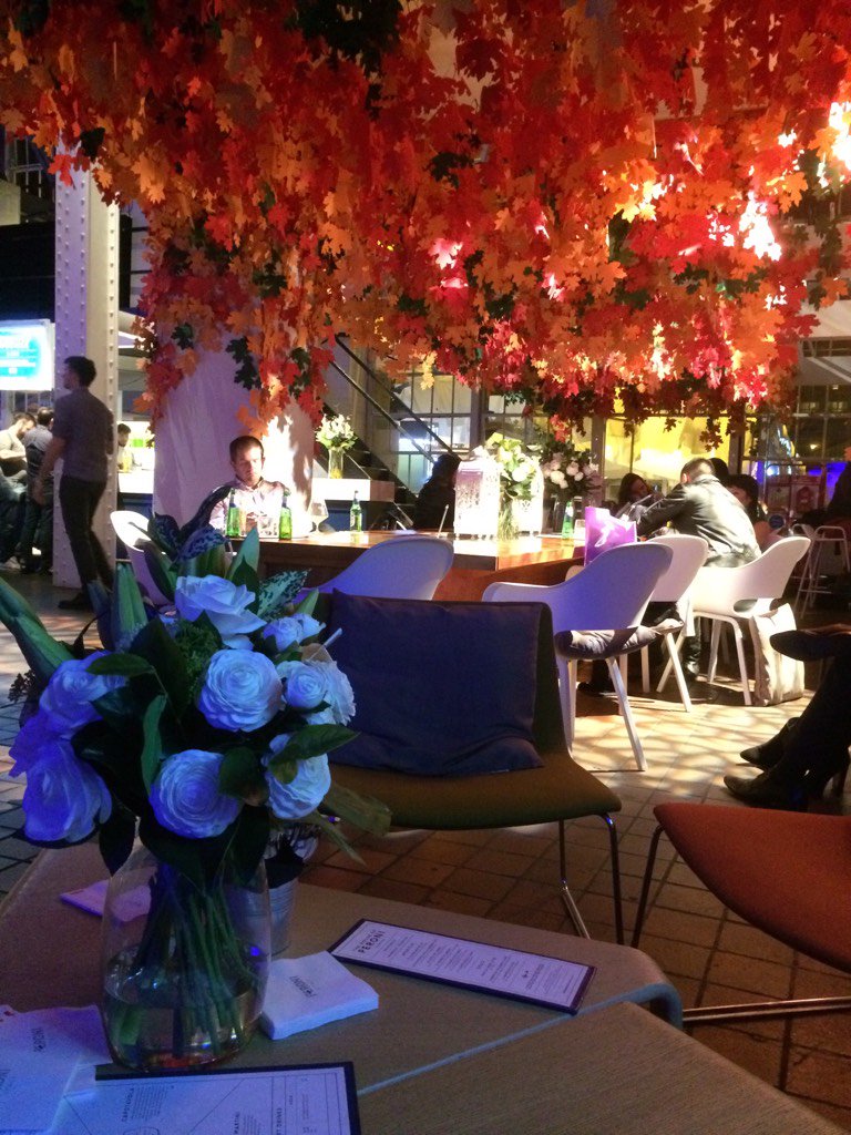 RobDPitman's tweet photo. Just chillin at the #THEHOUSEOFPERONI Check it out if you get a chance, 8 days left! https://t.co/UNJj7YvC85