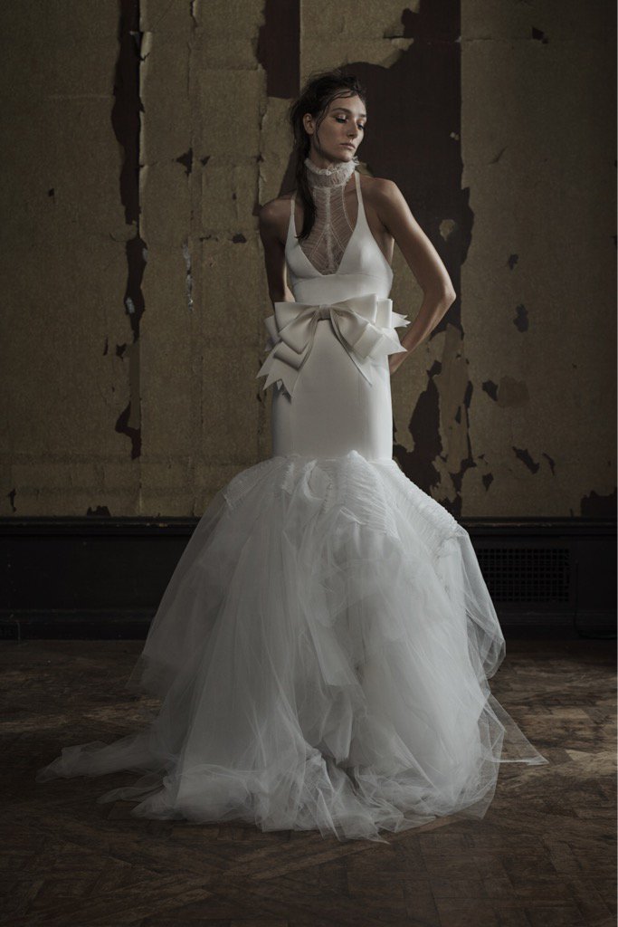 BridalHairCo's tweet photo. “@VeraWangGang: Spring 2016 Bridal Collection. On display Nov 26-28 at #VWHK. https://t.co/qlayWU0xuw”
