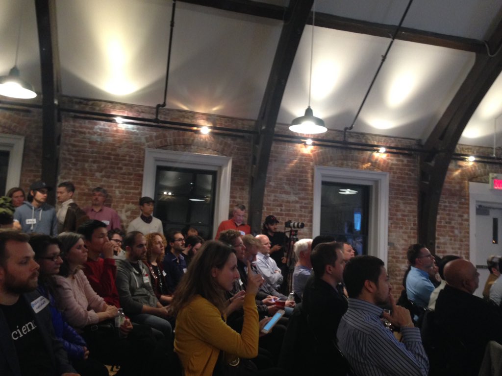 itsahms's tweet photo. Great meeting everyone at Entrepreneurship week! It's good to see fellow ambitious minds come together #mtlnewtech https://t.co/Lzlwjs967e