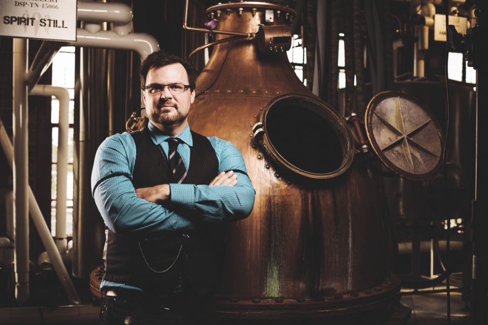 Craft Distilling At A Crossroads - buff.ly/1MQOEHY ft <a href="/kovaldistillery/">KOVAL Distillery</a> <a href="/corsairartisan/">Corsair Artisan Distillery</a> <a href="/highwest/">highwest</a> <a href="/deathsdoor/">Death's Door Spirits</a>