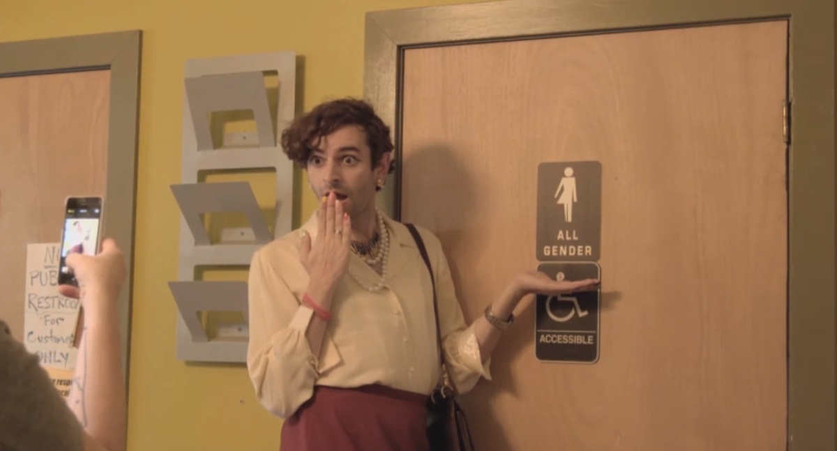 MTV's tweet photo. Don't miss #TrueLife: I'm Genderqueer tonight at 11/10c: https://t.co/erpSkYfV4c https://t.co/9ocynnD8AN