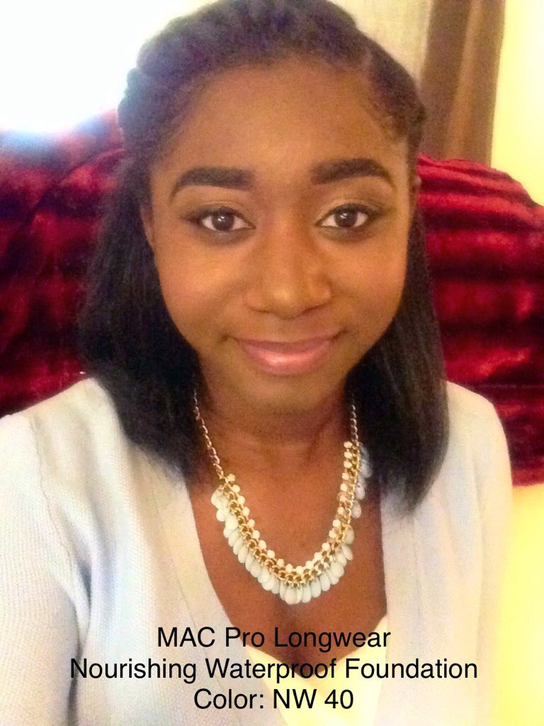 ChicBeautyB's tweet photo. Chic Beauty Model: For a Flawless &amp; Natural Finish. Check out our Fb page for full review! https://t.co/HosYCQk7rf