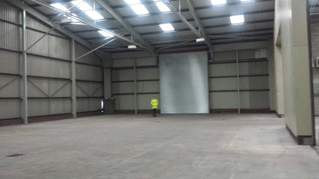 AbleModular's tweet image. Take a look inside our new building - how many 40fts do you think it can take at one time?   #shippingcontainer