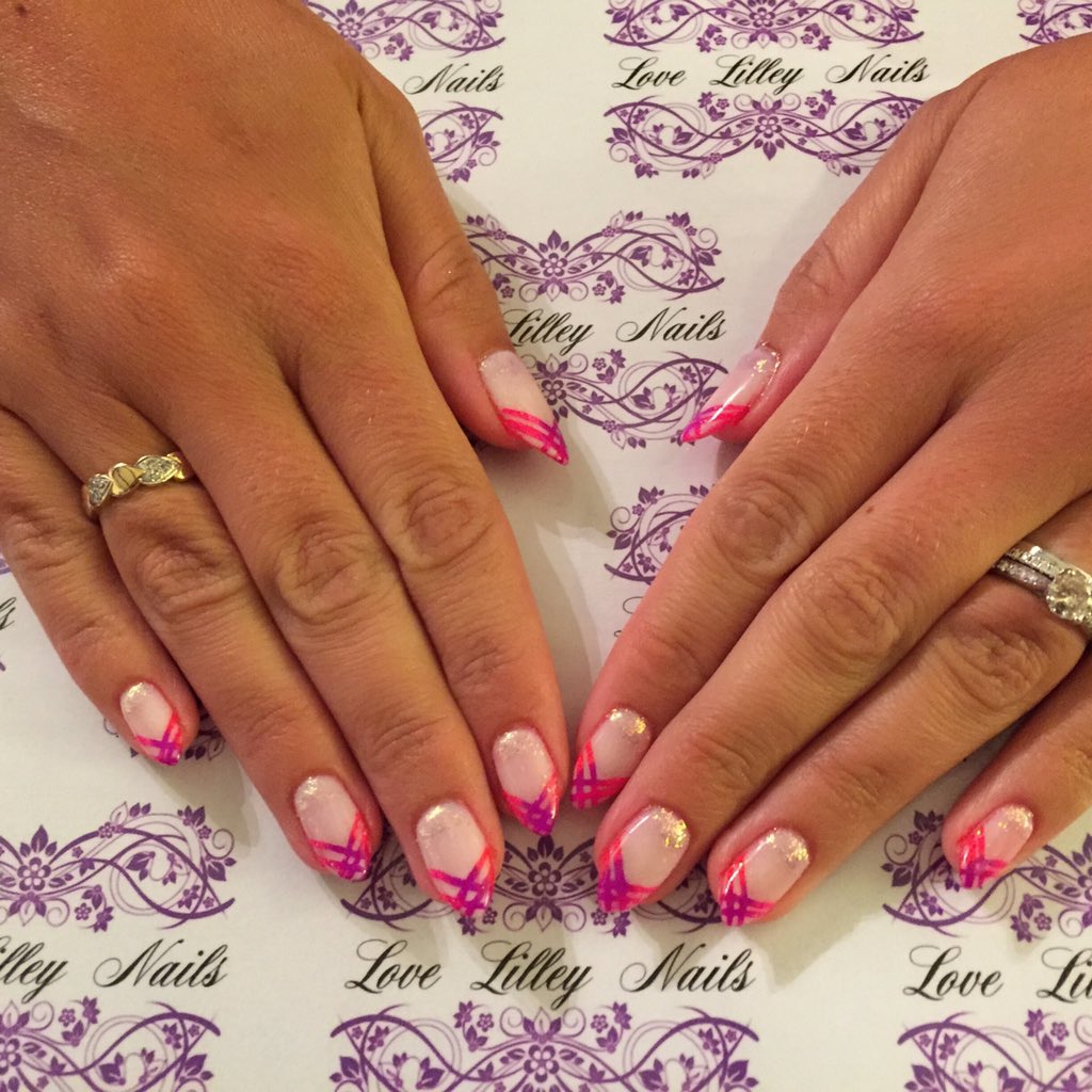 lilley_lisa's tweet photo. @TheNailSpace @Gelish @NailHarmonyUk @ScratchMagazine @PROHairBeauty #showscratch #Nailspace #prohairbeauty #1st xxx https://t.co/xy1iIJEd5W