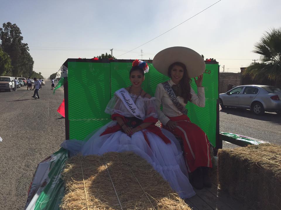 utslrc's tweet photo. Desfile 20 de Noviembre #utslrc https://t.co/uBklrBtQwC